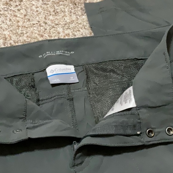 Columbia Grey Omni Shield Active Pants - Picture 2 of 6